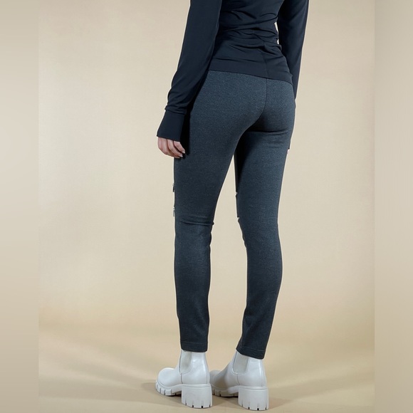 Zip knee skinny - new, never worn! - Picture 2 of 3